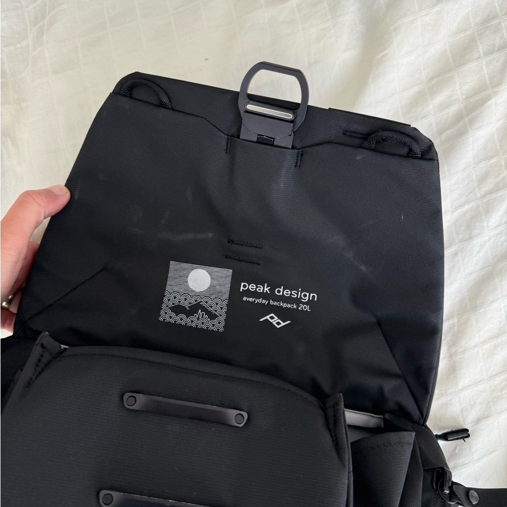 Peak Design Everyday Backpack - Picture 2 of 11